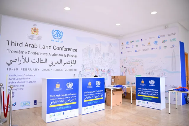 Espace d’accueil de la Troisième Conférence Arabe sur le Foncier